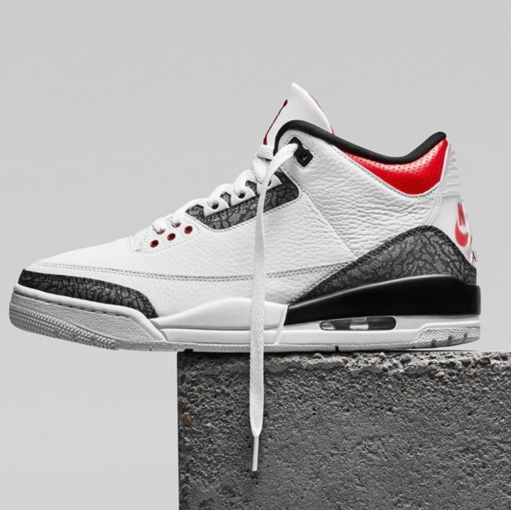 SOLD 🤝 Jordan 3 Retro SE